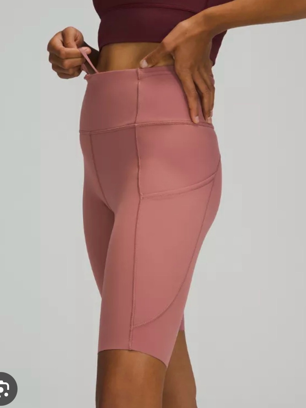Women’s Lululemon size 8 fast and free shorts